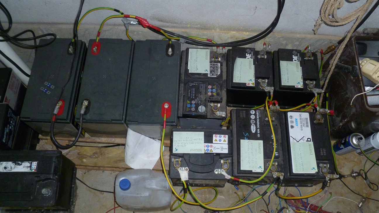 ForumEA/Q/Batterie per 200 Ah.jpg
